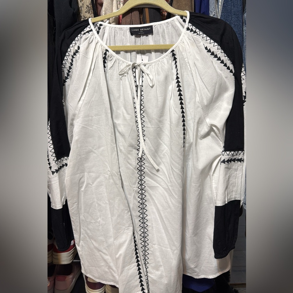 Lane Bryant White and Black Embroidered Women's Top